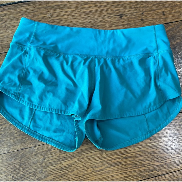 lululemon athletica Pants - Lululemon Aquatic Teal 2.5 Speed up Shorts Size 4